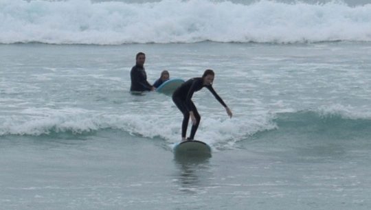 Learn to Surf 1.5 hours Learner - surfboard hire. surf lessons